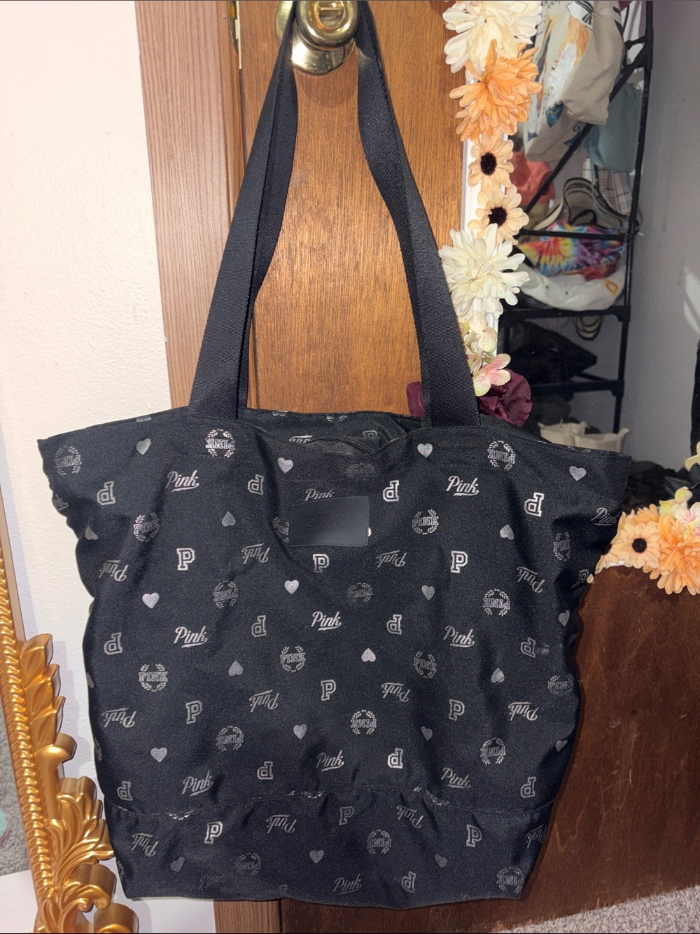 PINK Victoria's Secret Black Logo Heart Print Tote